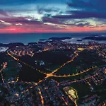 Centar I * Πούλα