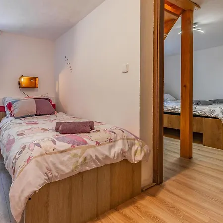 Centar I Vikendica *