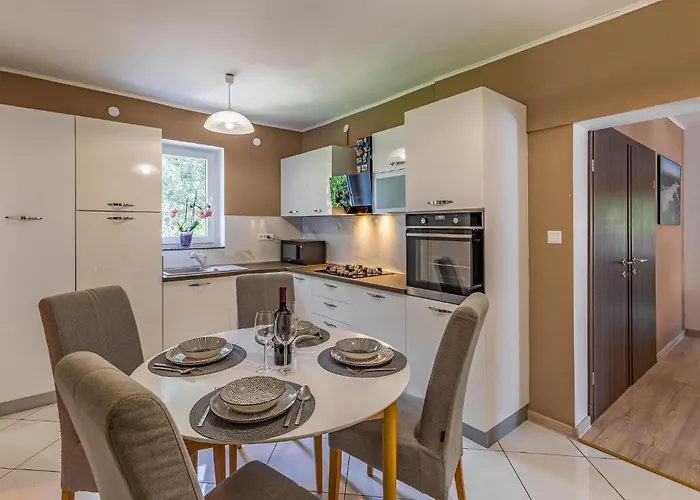 Centar I Vikendica Pula